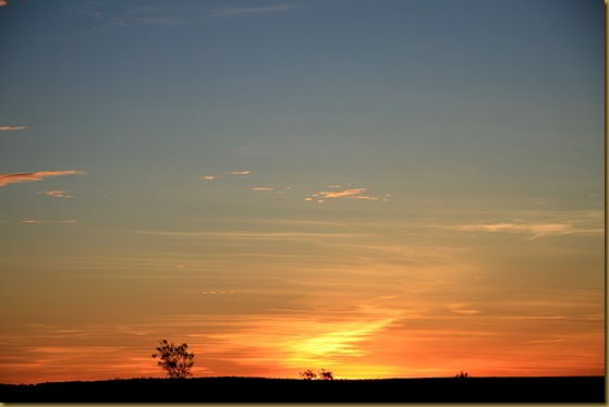 Outback sunset - wide open apertureJPG