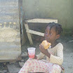 giving hotdogs in Munoz Batey (53).jpg