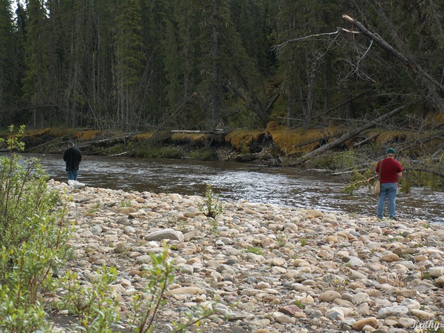 [5h Ernie & Dave fishing[4].jpg]