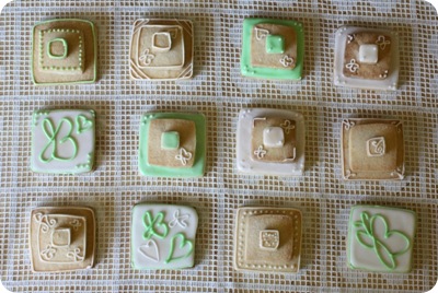 stackedweddingcookies08