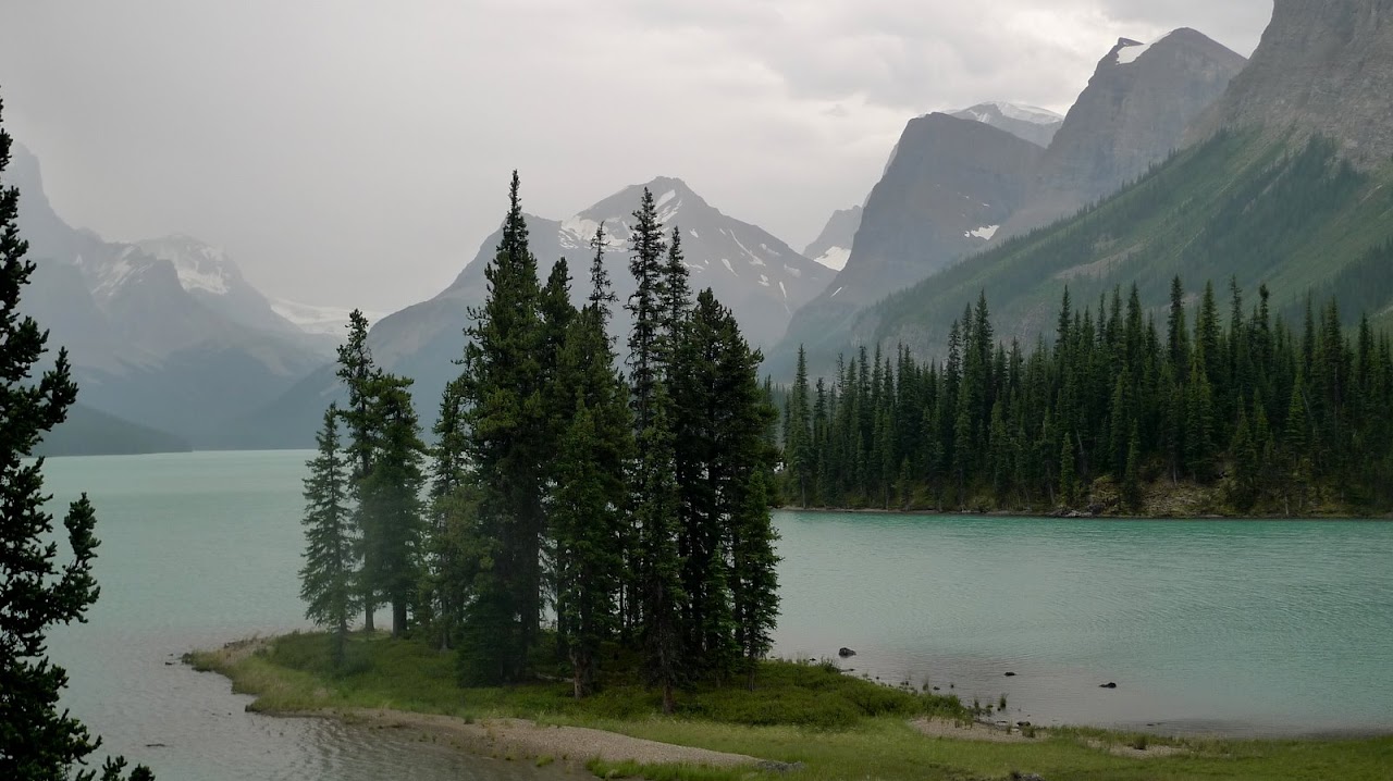 Maligne Lake