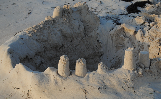 [SANDCASTLECROPPED[3].png]