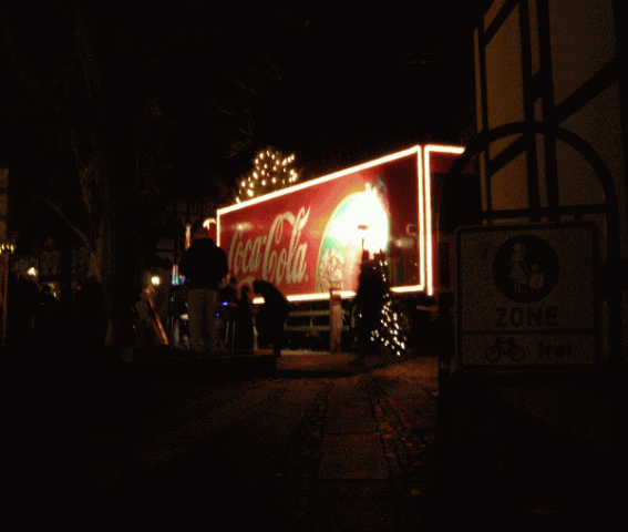 [cocolo033.gif]