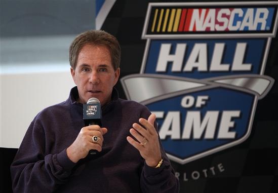 [2010 NASCAR Hall of Fame Darrell Waltrip with logo[3].jpg]