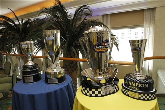 [2010 Miami Nov NNS NCWTS media luncheon trophies[3].jpg]