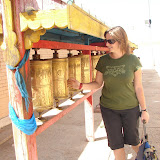 011 Aug 2006 Ulan Bataar, Mongolia Gandantegchinlen monastery.JPG