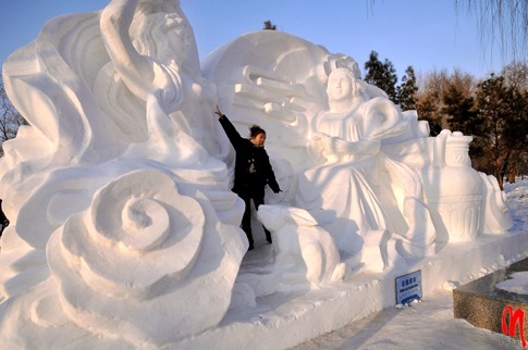 esculturas neve lindas gelo inverno arte (36)