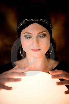 [fortune-teller-thumb2542440[4].jpg]