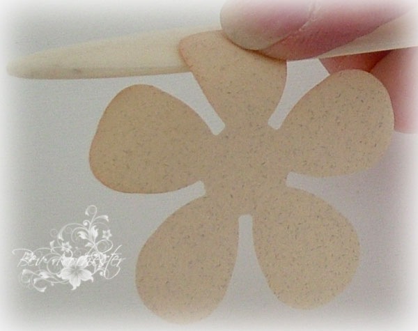 [bevs-flower-4[3].jpg]