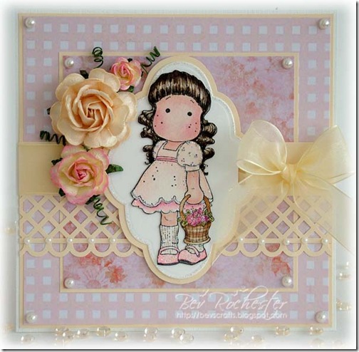 magnolia-tilda-basket-peach