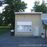 800 sf Commercial Bldg & Lot to be Auctioned on July 17th 11:30 am - 2537 Hwy 41 S, Greenbrier TN