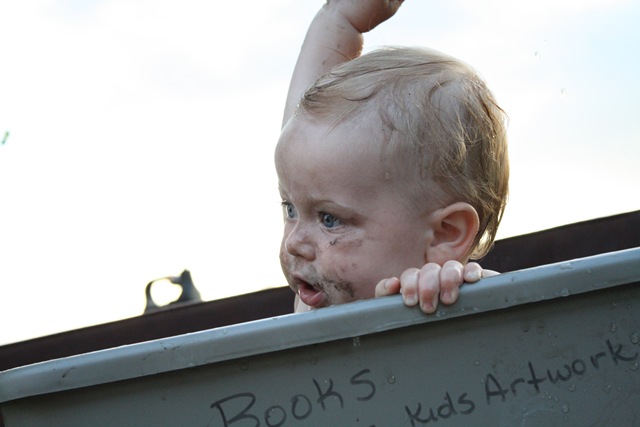 [CarnivalandDirt7.9.101095.jpg]