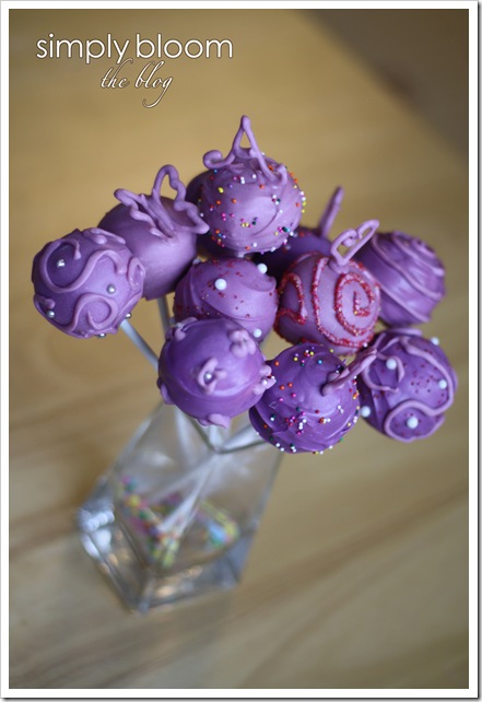 cake pop display