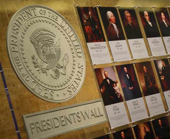 [wall of pres[5].jpg]