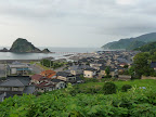 本土と橋で結ばれています