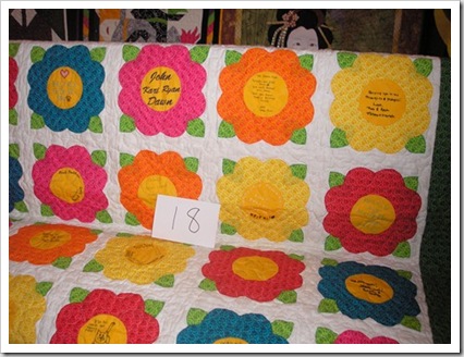 Dexter & Midland quilt show 2010 019