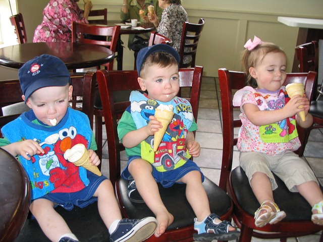 [May 2009 072[3].jpg]