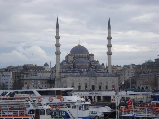 al-fatih+mosque.JPG