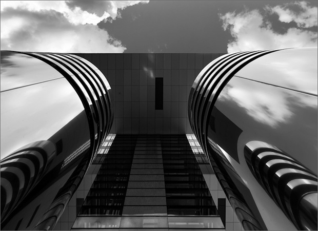 Black and White Architecture and Skyscraper photography