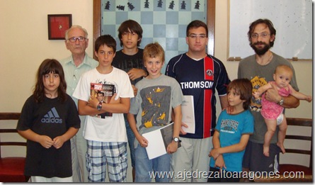 Foto familia del I Torneo de Verano 2010 del C.A. Casino Jaque.