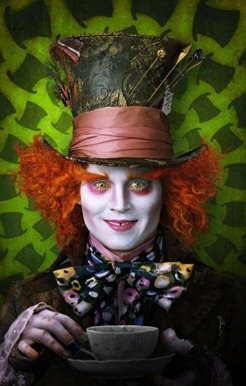 Alice-In-Wonderland-2-Walt-Disney-Pictures-Backlot
