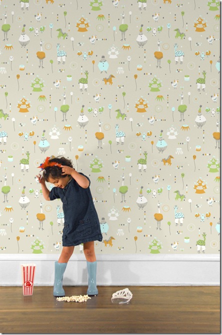 CircusTroupeWallpaper.hygge&west