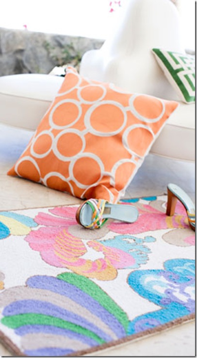 pillowsunglasses.trinaturk.com