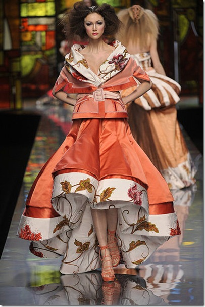 DiorCoutureSpr09.orange.fashionologie