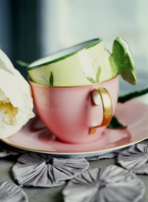 [teacups.sandralane.sarahkaye[4].jpg]