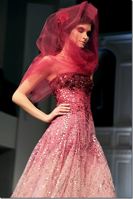 PinkOmbreDress.delaRenta.PreFl10.elle