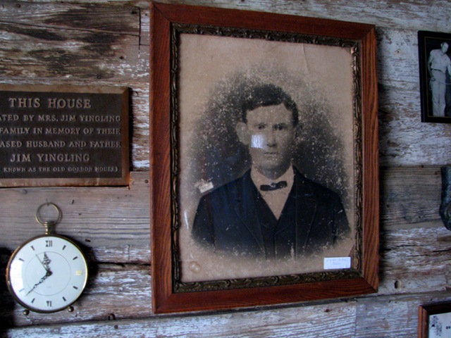 [oldphoto[5].jpg]