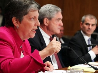 [nm_Senate_Hearing_100922_mn[5].jpg]