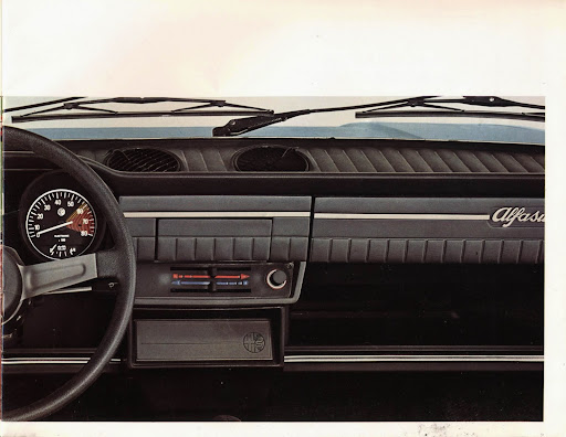 alfaromeo_alfasud_1975_05.jpg