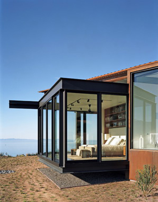 Minimalist Mountain Glass Residence Design Minimalist Glass House Interior Design Bedroom