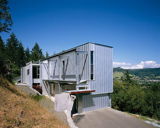 Modern Hybrid House Design Architecture Idea