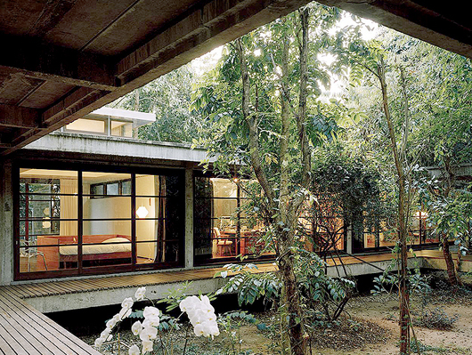 Floated Glass Home Decorating With Three Separate Buildings Design floated glass home design architecture decorating