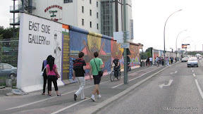 East Side Gallery - Berlin-2.JPG