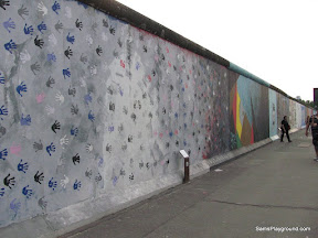 East Side Gallery - Berlin-13.JPG