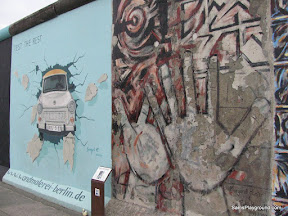 East Side Gallery - Berlin-16.JPG