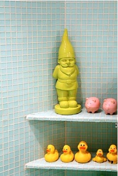 [gnomoepaperettebagno4.jpg]