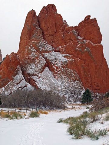 [P1120046_01_edited12.jpg]