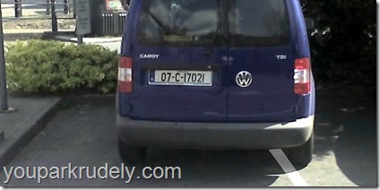 Blue Volkswagen Caddy parked rudely in Ireland - youparkrudely.com