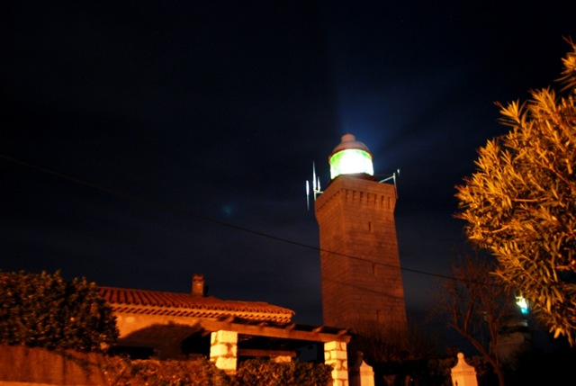 [PACA0015.jpg]