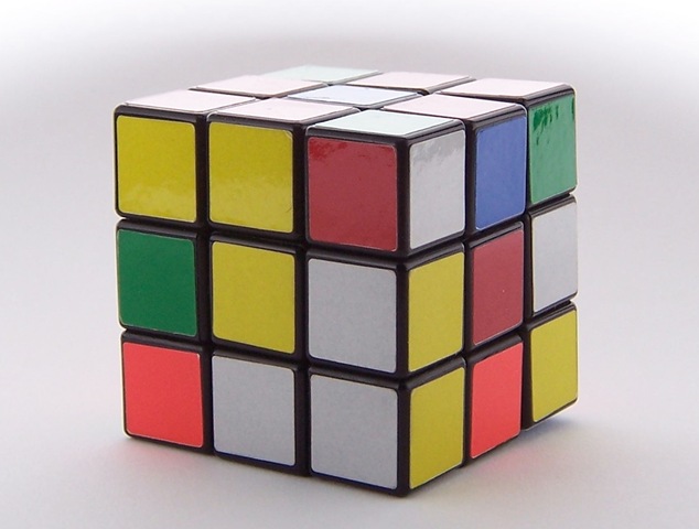 [2263079332_791a52637c Rubic_s Cube_O[8].jpg]
