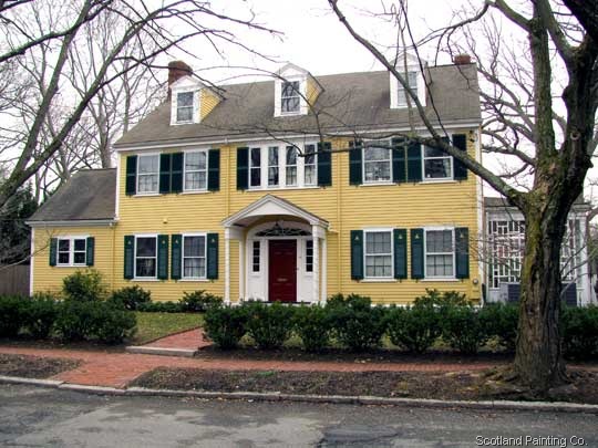 [bayloryellow_house_green_shutterssco.jpg]