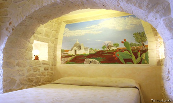 [trullo bedroom 3[9].jpg]