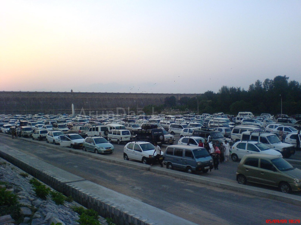 [Fleets of car[2].jpg]