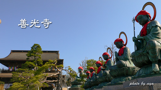 善光寺山門とぬれ仏(延命地蔵)&六地蔵