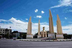 Democracy_monument Democracy_monument