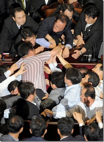 Parlamento sul-coreano 17